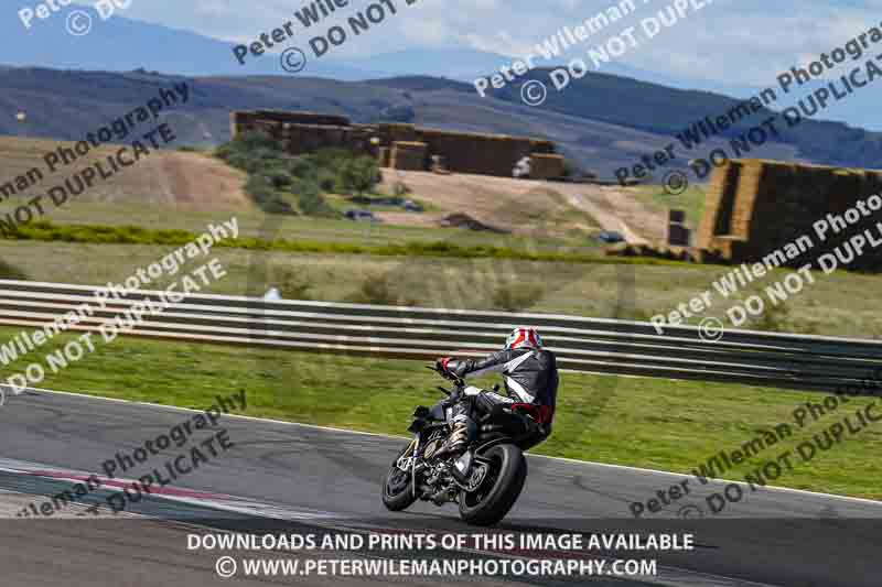 Circuito de Navarra;Spain;event digital images;motorbikes;no limits;peter wileman photography;trackday;trackday digital images